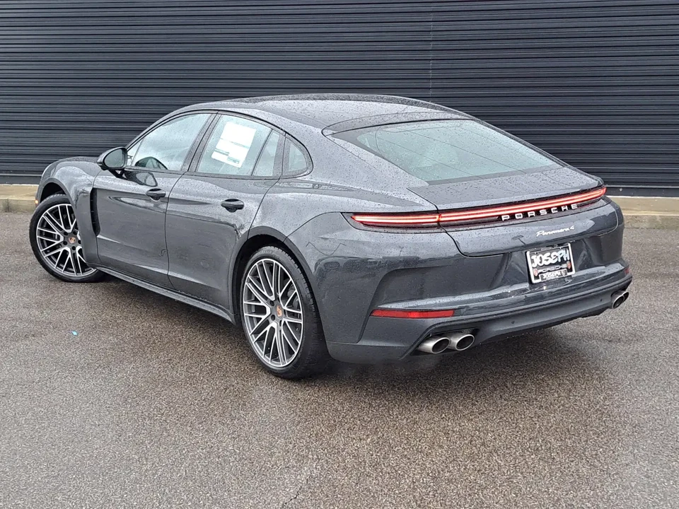 2026 Porsche 976 Panamera - Image 3 of 12