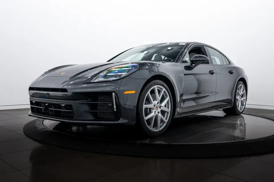 2026 Porsche 976 Panamera - Image 11 of 12