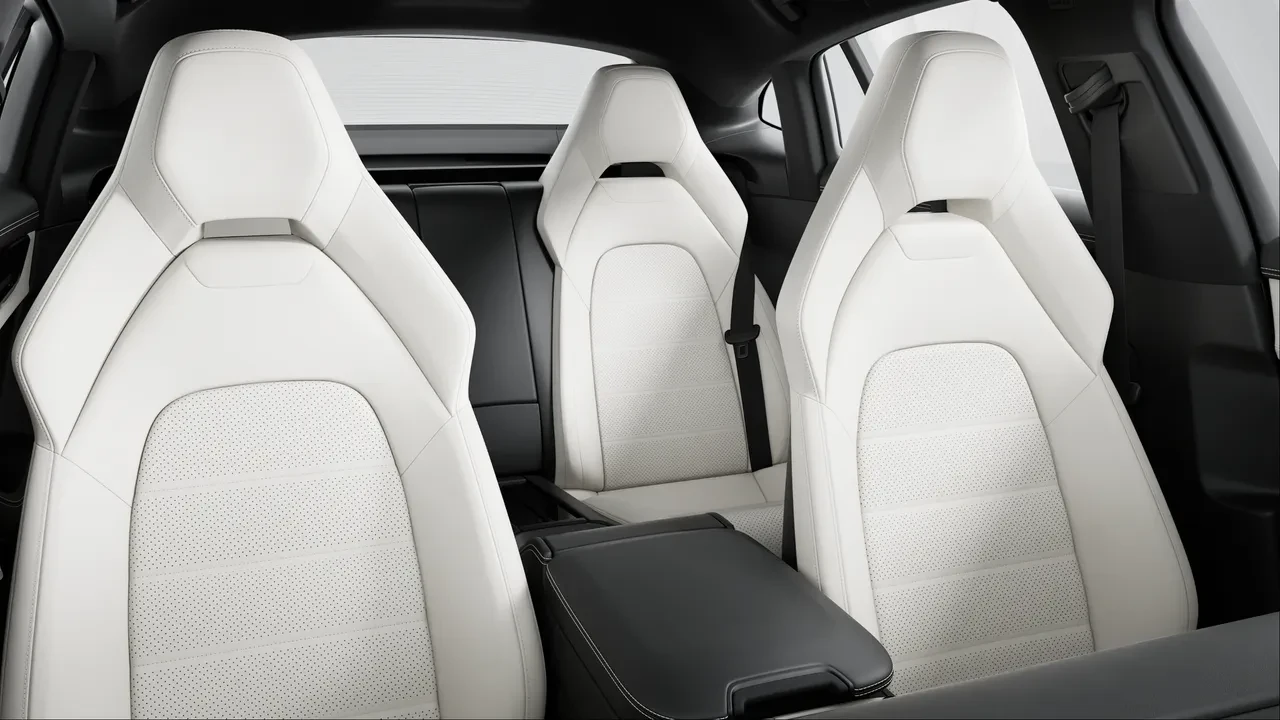 2026 Porsche 976 Panamera - Image 6 of 10