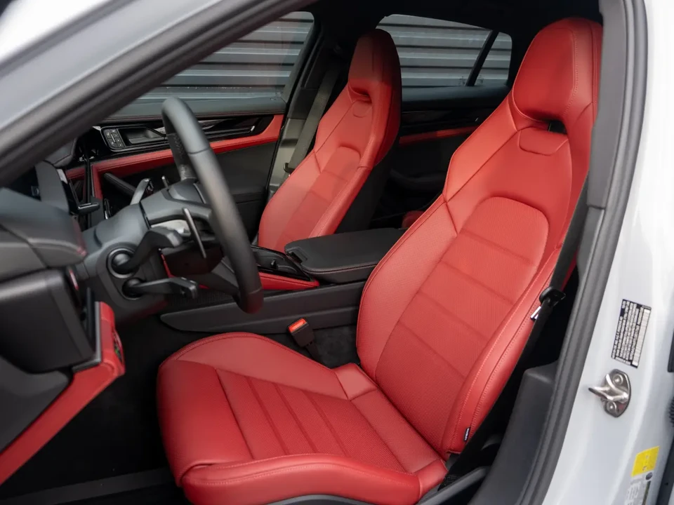 2026 Porsche 976 Panamera - Image 6 of 7