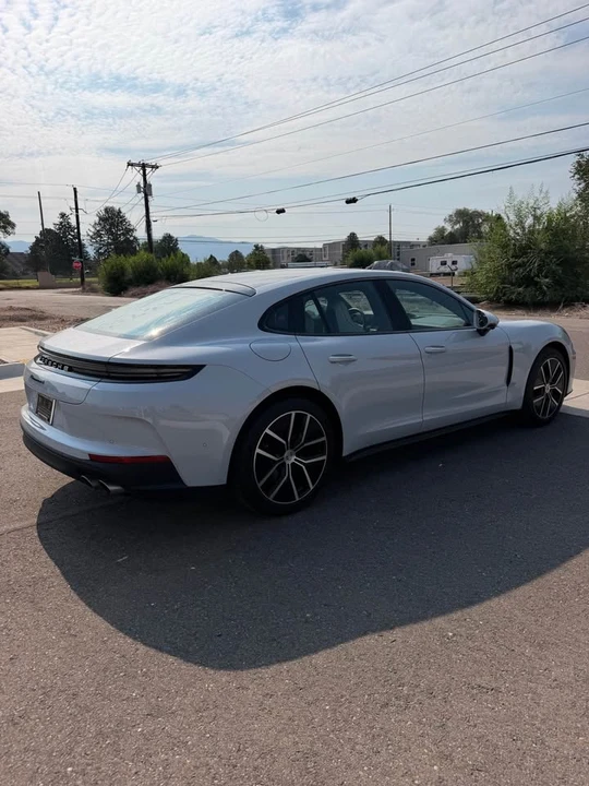 2026 Porsche 976 Panamera - Image 7 of 17