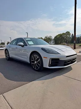 2026 Porsche Panamera 4 Sedan 4D