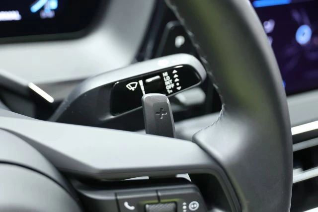 2026 Porsche 976 Panamera - Image 30 of 31