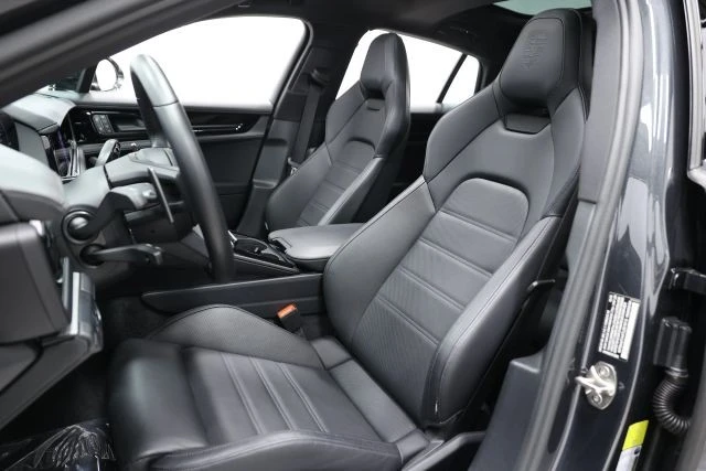 2026 Porsche 976 Panamera - Image 17 of 31