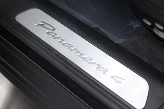 2026 Porsche 976 Panamera - Image 16 of 31