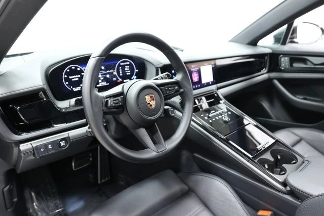 2026 Porsche 976 Panamera - Image 2 of 31