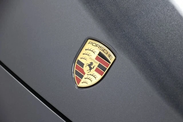 2026 Porsche 976 Panamera - Image 6 of 31