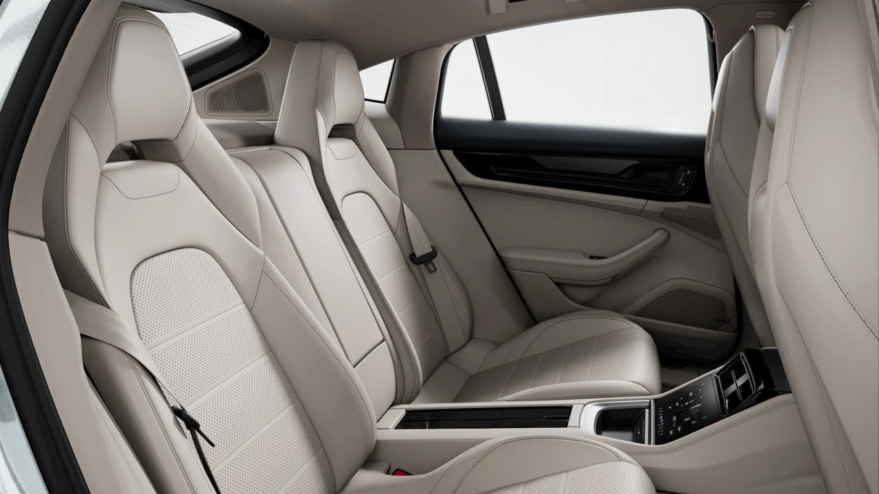 2026 Porsche 976 Panamera - Image 10 of 10