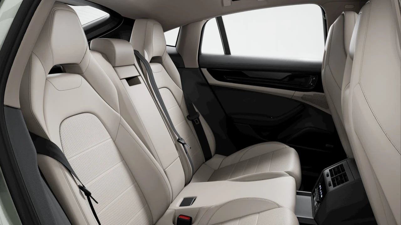 2026 Porsche 976 Panamera - Image 10 of 10