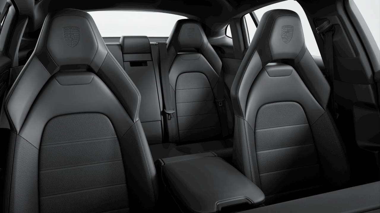 2026 Porsche 976 Panamera - Image 9 of 10