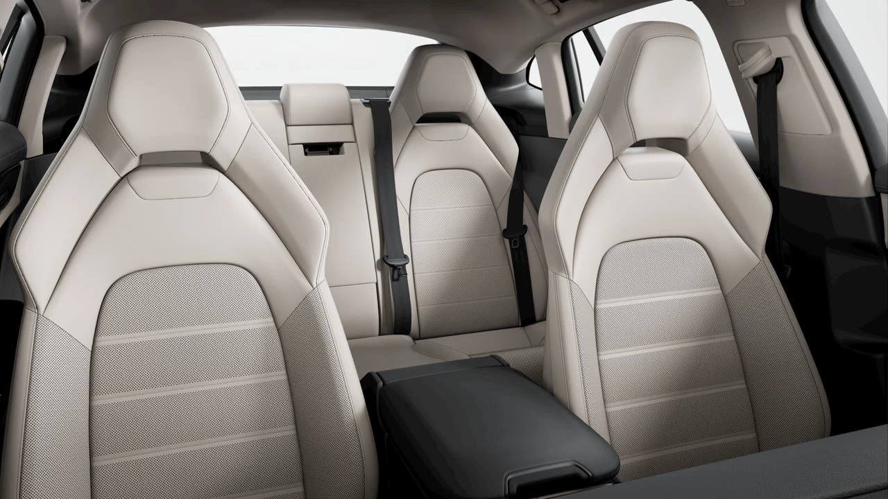 2026 Porsche 976 Panamera - Image 9 of 10