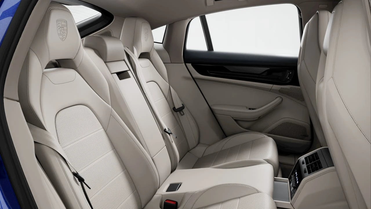2026 Porsche 976 Panamera - Image 10 of 10