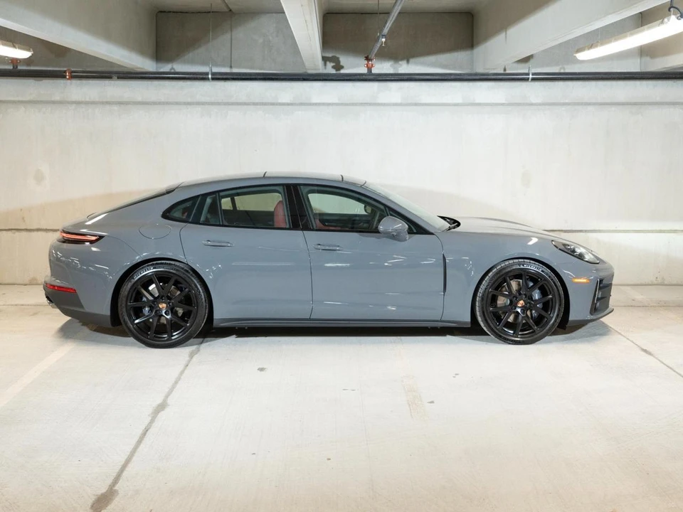 2026 Porsche 976 Panamera - Image 8 of 27
