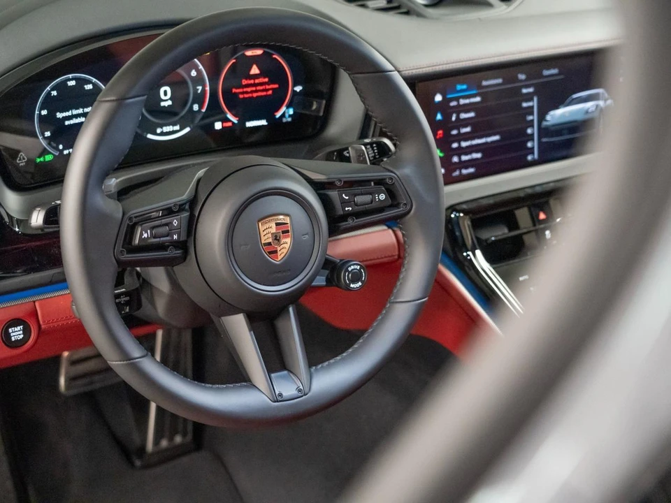 2026 Porsche 976 Panamera - Image 13 of 27