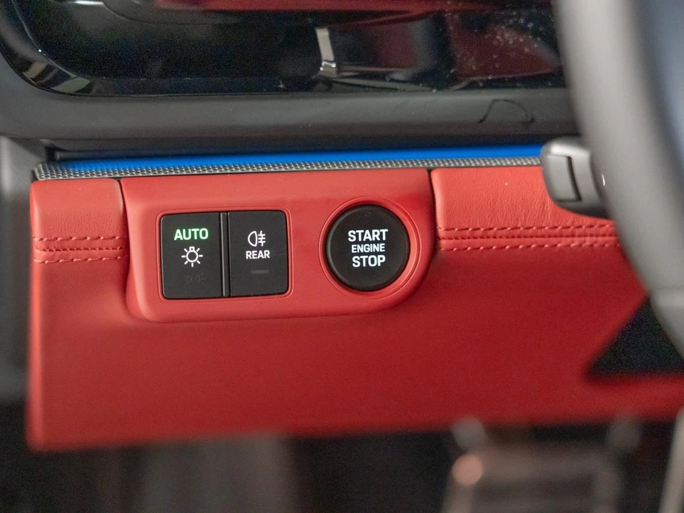 2026 Porsche 976 Panamera - Image 22 of 27
