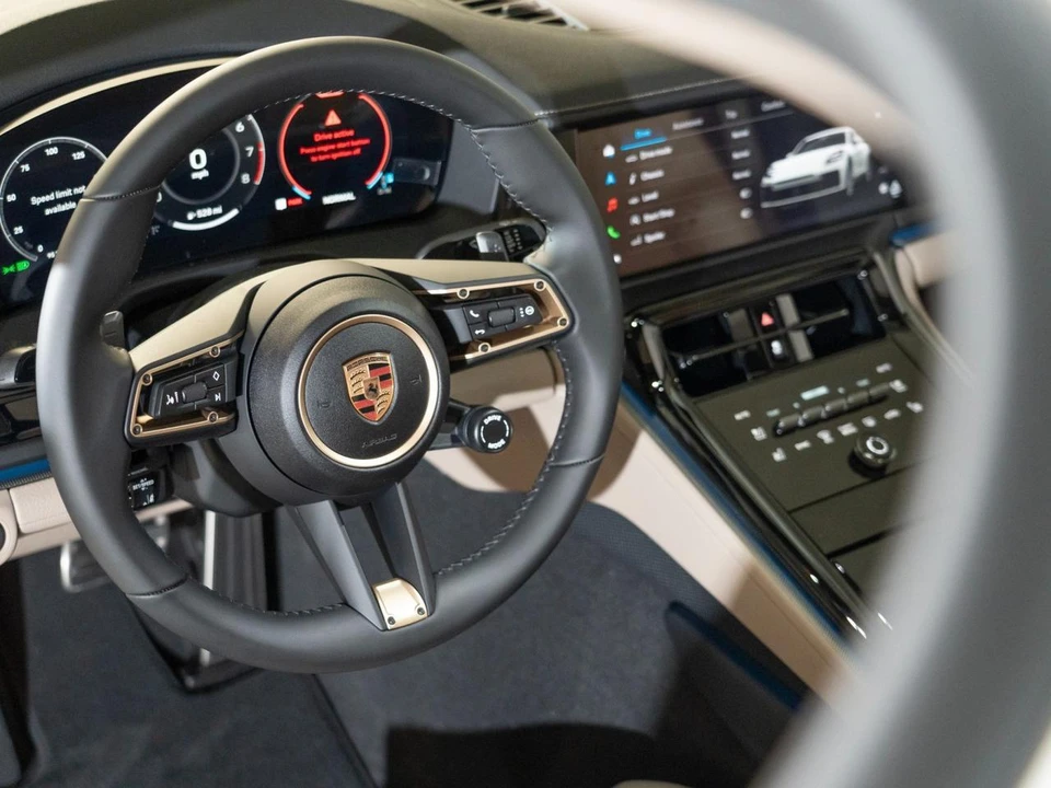 2026 Porsche 976 Panamera - Image 15 of 27