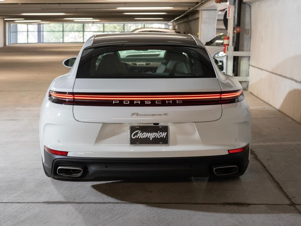2026 Porsche 976 Panamera - Image 10 of 27
