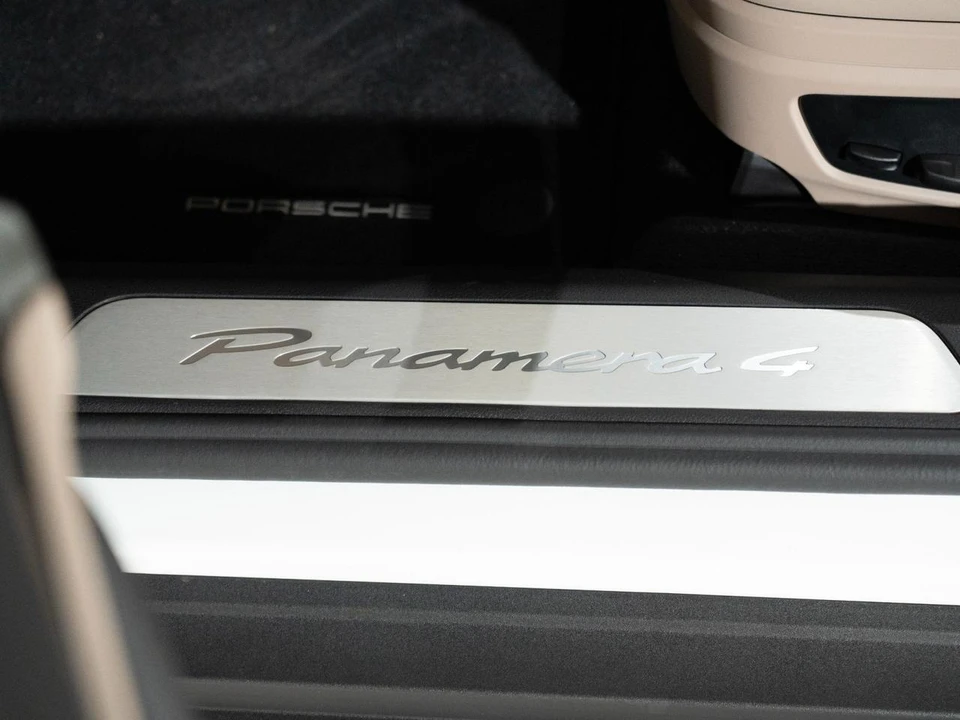 2026 Porsche 976 Panamera - Image 12 of 27