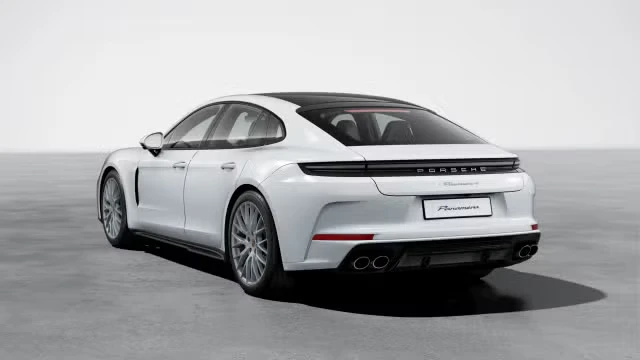 2026 Porsche 976 Panamera - Image 18 of 30