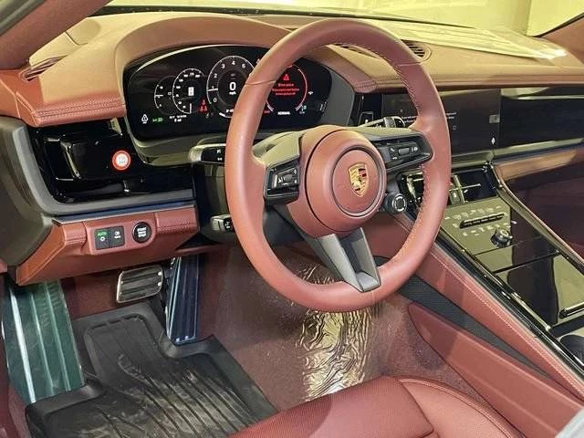 2026 Porsche 976 Panamera - Image 4 of 4