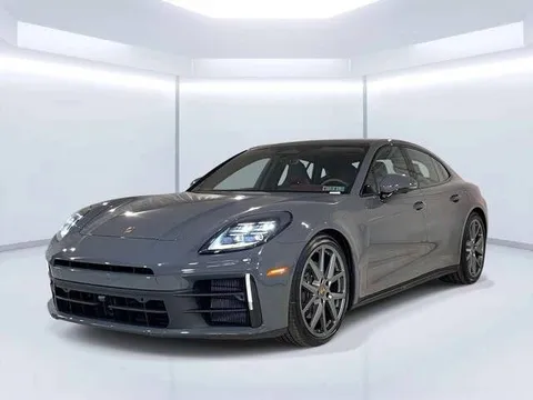 2026 Porsche Panamera 4