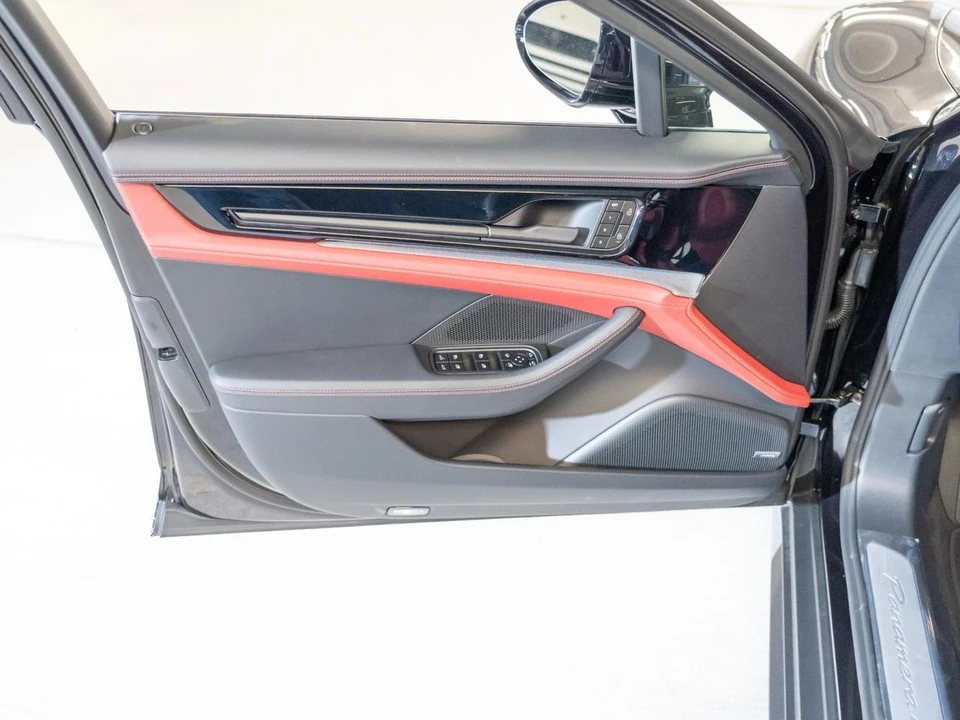 2026 Porsche 976 Panamera - Image 16 of 28