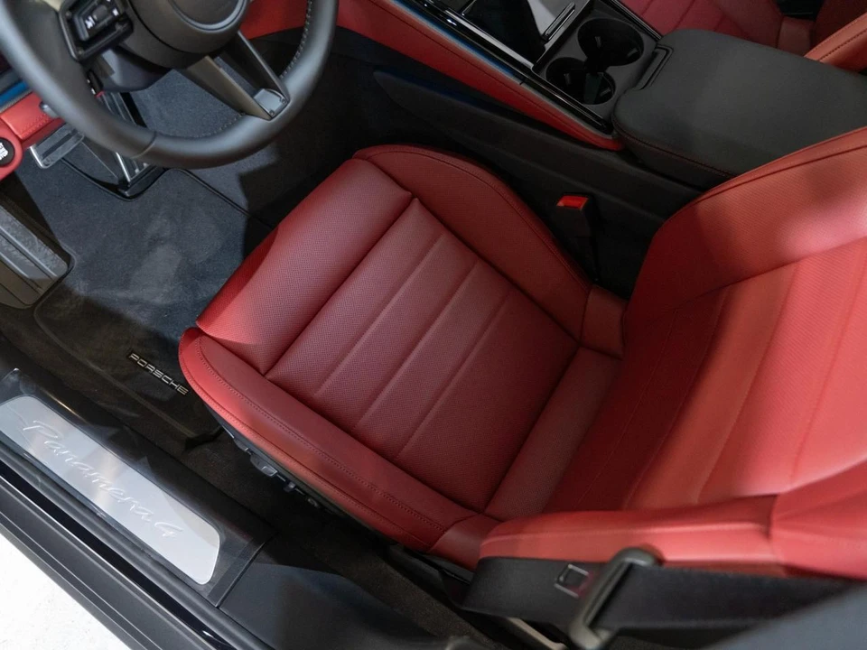 2026 Porsche 976 Panamera - Image 14 of 28