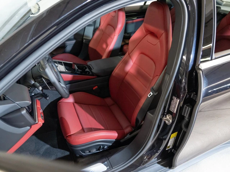 2026 Porsche 976 Panamera - Image 5 of 28