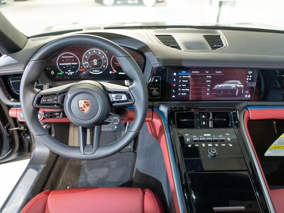 2026 Porsche 976 Panamera - Image 27 of 28