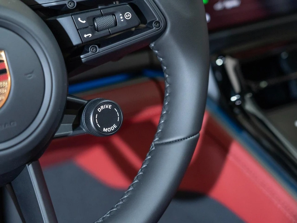 2026 Porsche 976 Panamera - Image 22 of 28