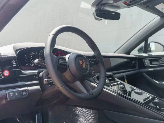 2026 Porsche 976 Panamera - Image 4 of 5