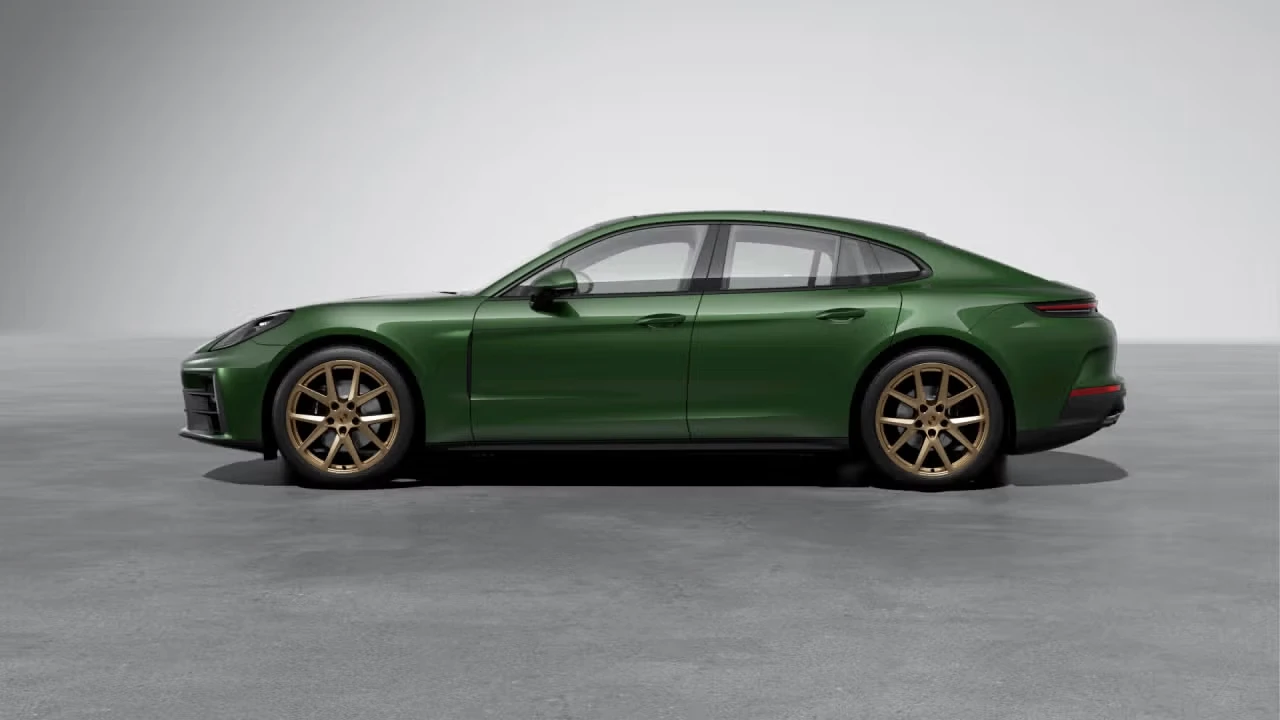 2026 Porsche Panamera - Image 12 of 30