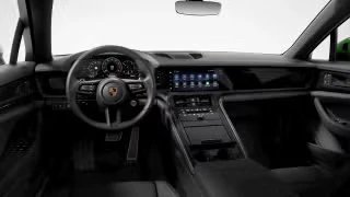2026 Porsche Panamera - Image 25 of 30