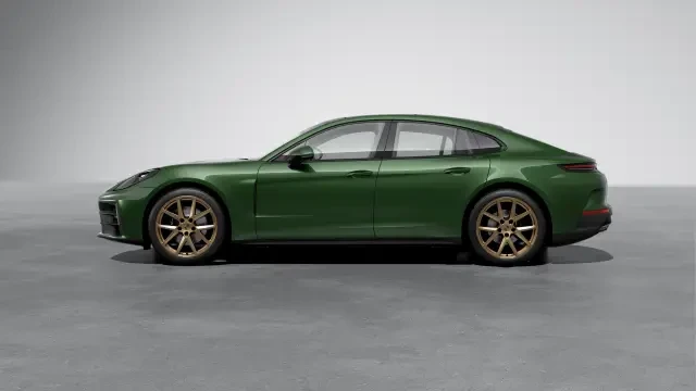 2026 Porsche Panamera - Image 14 of 30