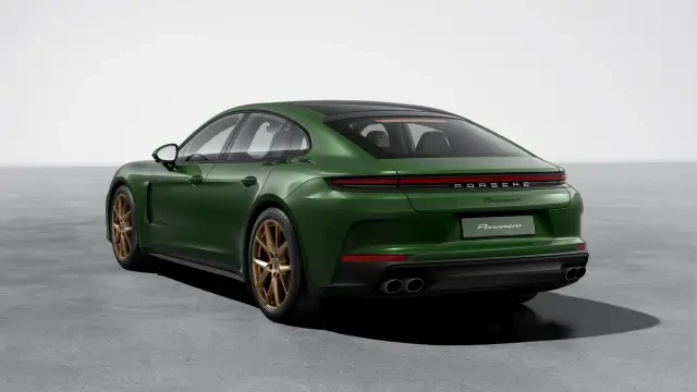 2026 Porsche Panamera - Image 22 of 30