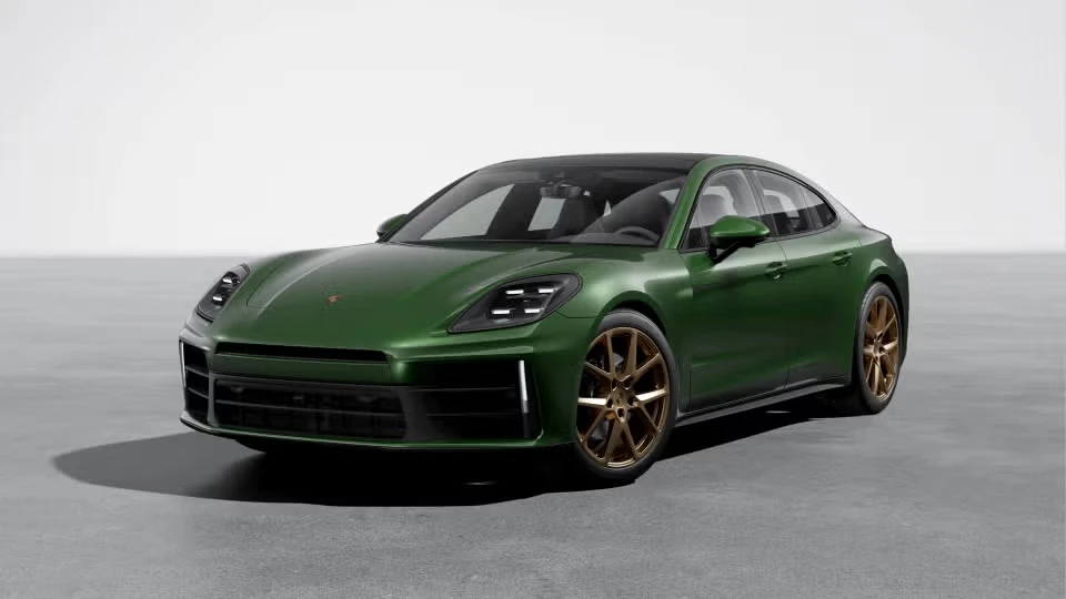 2026 Porsche Panamera - Image 3 of 30