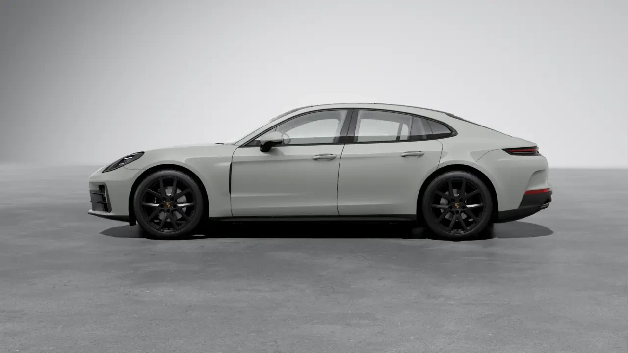2026 Porsche Panamera - Image 16 of 30