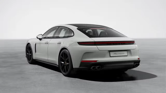 2026 Porsche Panamera - Image 18 of 30