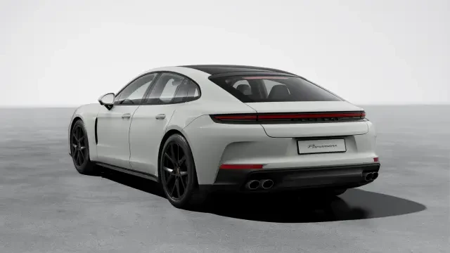 2026 Porsche Panamera - Image 22 of 30