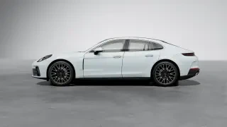 2026 Porsche 976 Panamera - Image 13 of 30