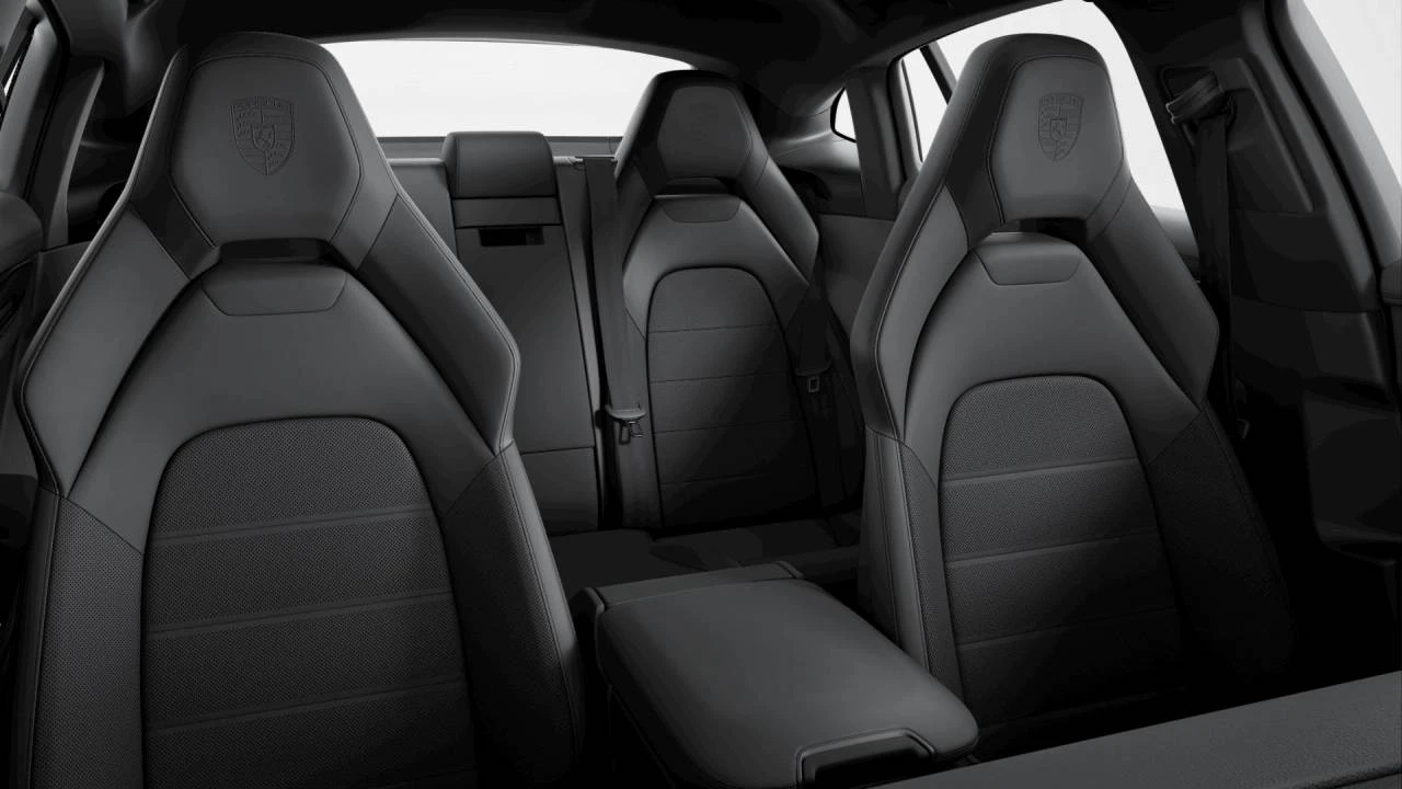 2026 Porsche 976 Panamera - Image 9 of 10