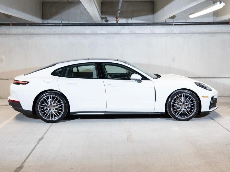 2026 Porsche 976 Panamera - Image 8 of 28