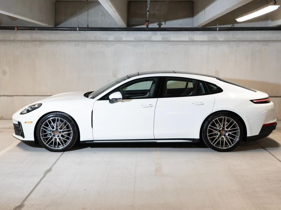 2026 Porsche 976 Panamera - Image 2 of 28
