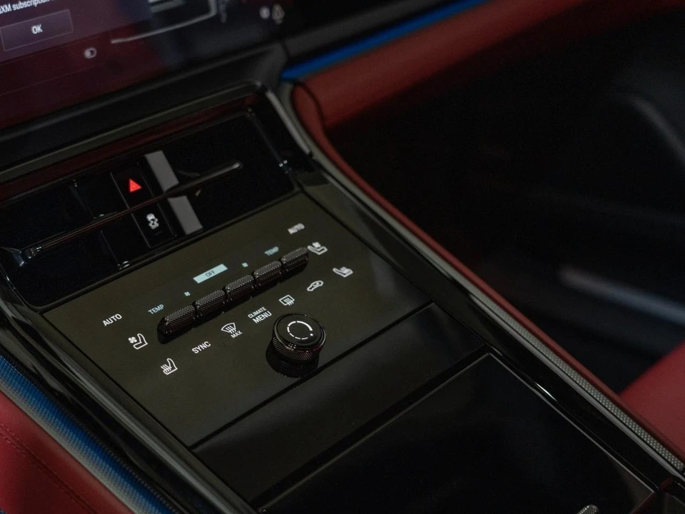 2026 Porsche 976 Panamera - Image 20 of 26