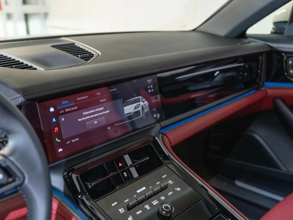 2026 Porsche 976 Panamera - Image 19 of 26
