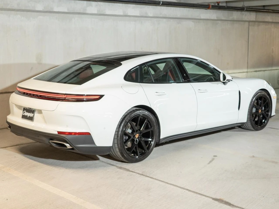 2026 Porsche 976 Panamera - Image 9 of 26