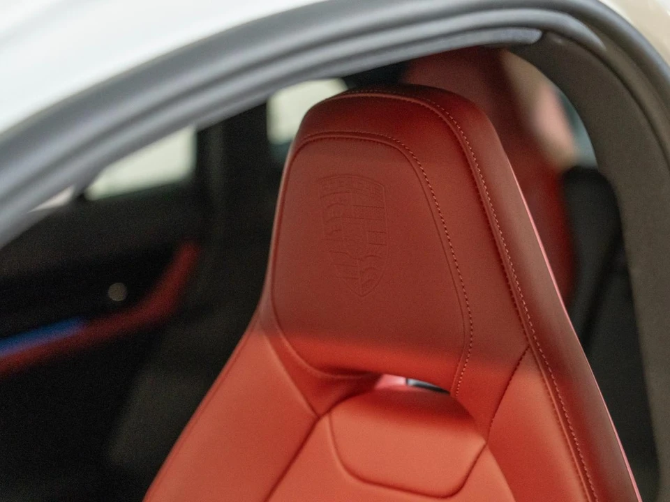 2026 Porsche 976 Panamera - Image 13 of 26