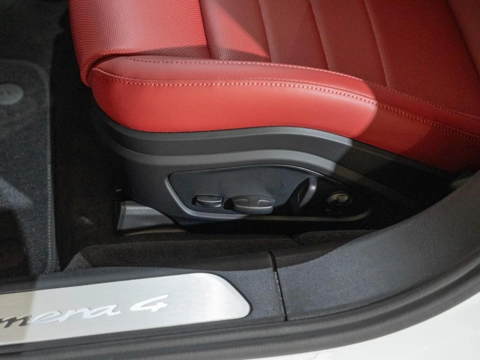 2026 Porsche 976 Panamera - Image 12 of 26