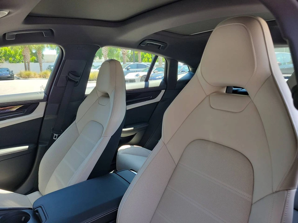 2026 Porsche 976 Panamera - Image 5 of 5