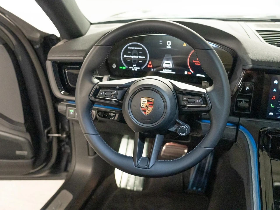 2026 Porsche 976 Panamera - Image 27 of 29